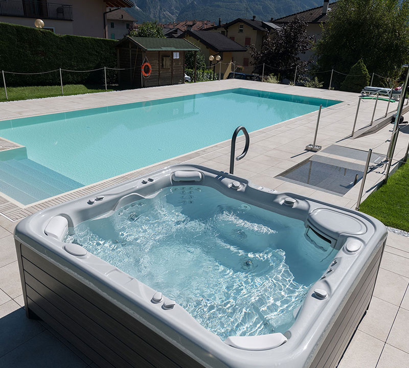 Hotel Lucia S.a.s di Moschen Andrea & C. | Hotel Lucia a Levico Terme, nel cuore del Trentino, dove l’ospitalità è di casa.