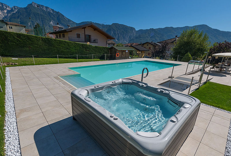 Hotel Lucia S.a.s di Moschen Andrea & C. | Hotel Lucia a Levico Terme, nel cuore del Trentino, dove l’ospitalità è di casa.